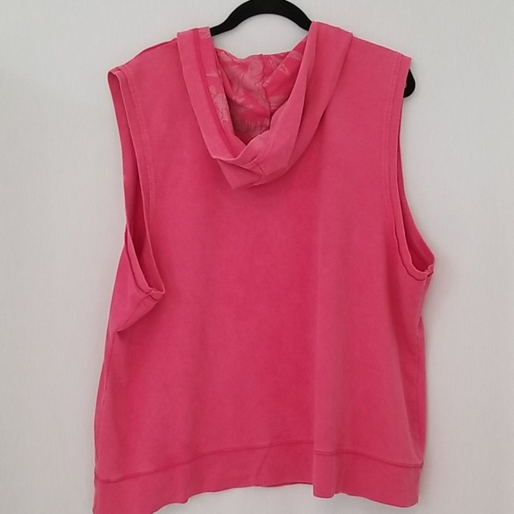 Plus size hooded vest, size 22/24 by V Sports - Picture 4 of 4